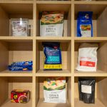 Lemari Makanan: Solusi Praktis Menjaga Dapur Tetap Rapi dan Higienis