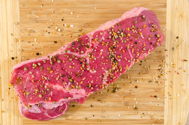 membumbui daging