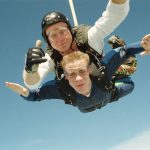 Skydiving Jadi Pengalaman Seru yang Memacu Adrenalin serta Keberanian
